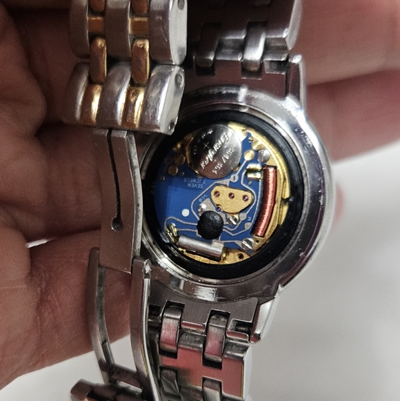 Raymond Weil Geneve Tango Gold Stainless Steel Diamond Bracelet Watch - Picture 9 of 10